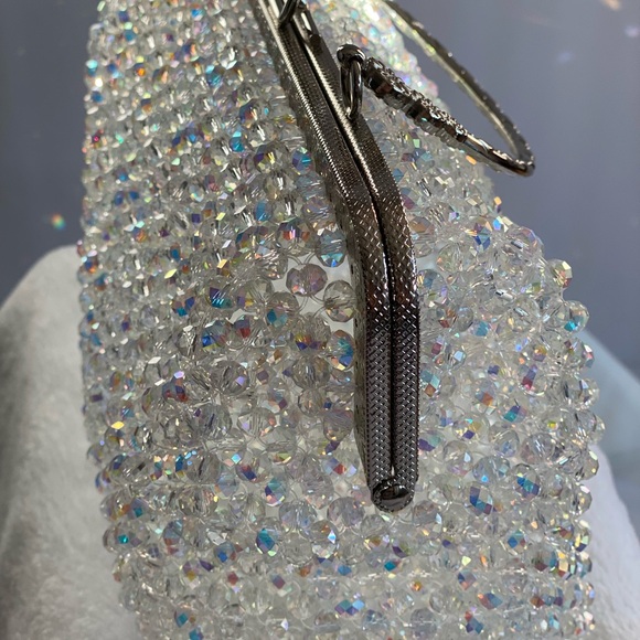 Crystal 💎 - Picture 3 of 3